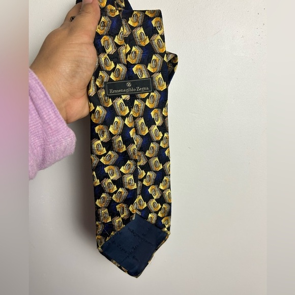 Ermenegildo Zegna Men 100% Silk Designer Blue and Gold Patterned Tie 60” Long - Picture 6 of 16